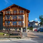 Family Pod Swierkami Centrum Miasta! Apartment