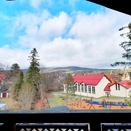 Family Pod Swierkami Centrum Miasta! アパート *