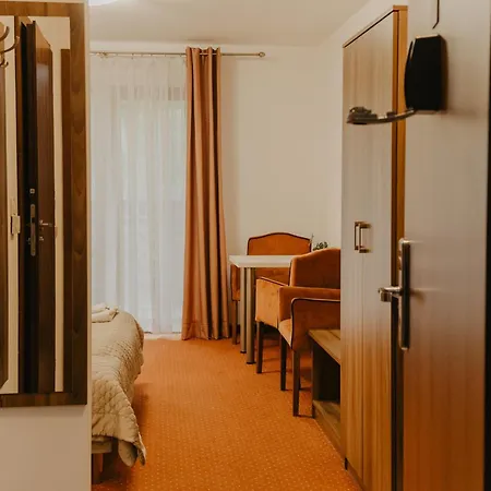 Family Pod Swierkami Centrum Miasta!